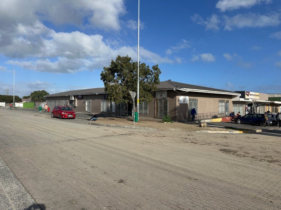 To Let commercial Property for Rent in Eersterivier Western Cape